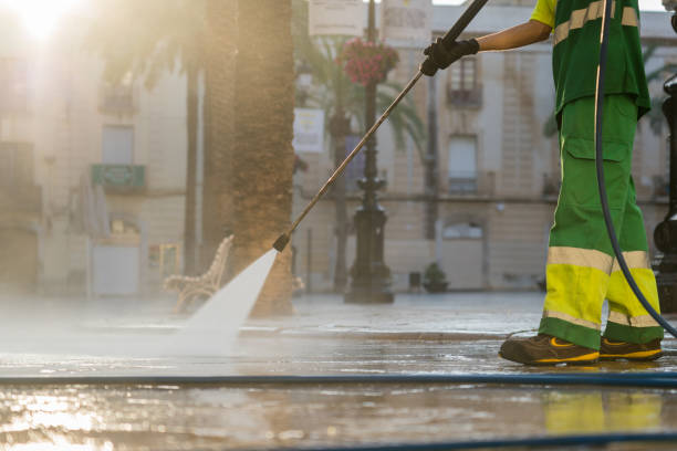 Best House Exterior Washing  in Peabody, KS